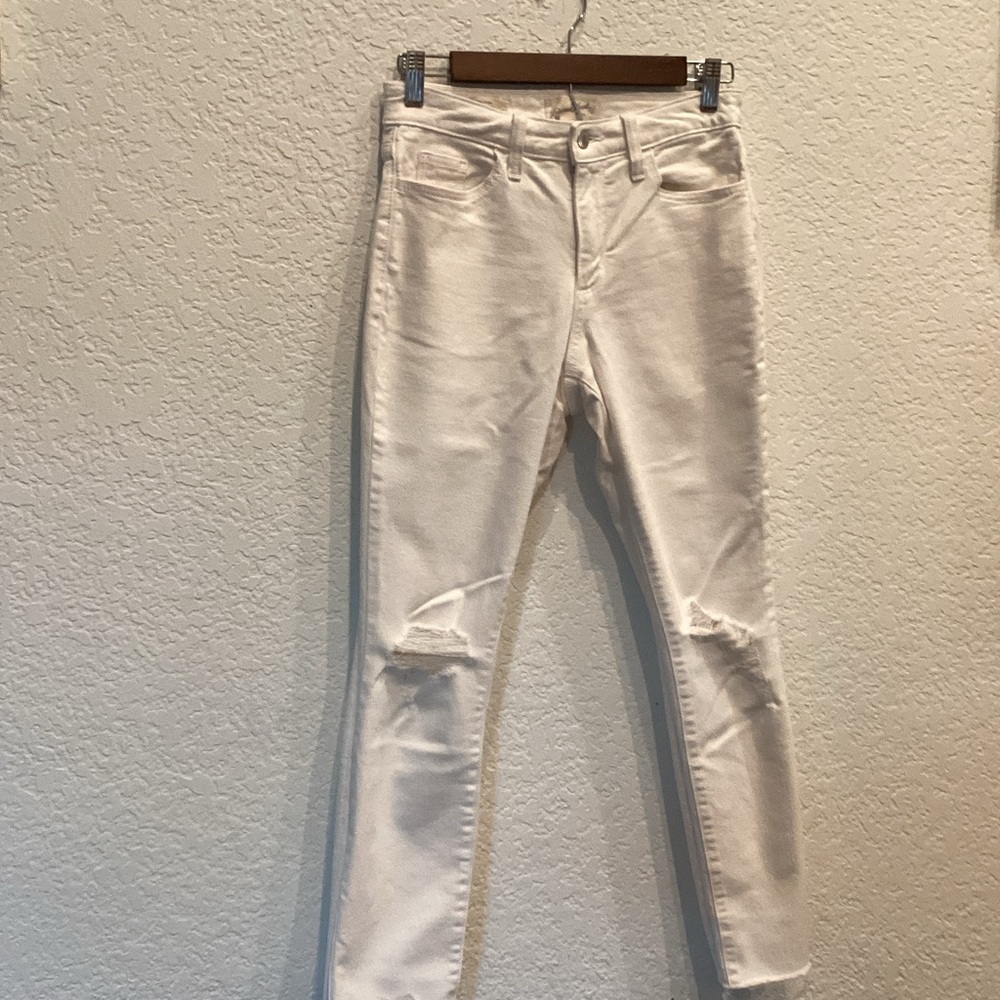 Universal Thread Women's Cream Skinny Jeans